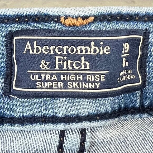 Abercrombie & Fitch Ultra High Rise Super Skinny Distressed Jeans Size 29 / 8R - Picture 10 of 10